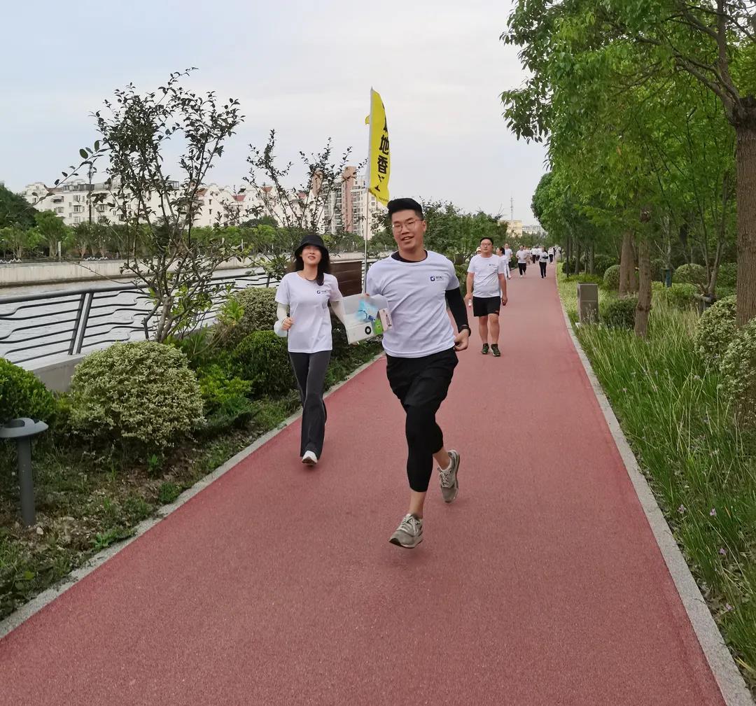 “跑出健康，綻放活力”城地香江開啟跑團(tuán)征程