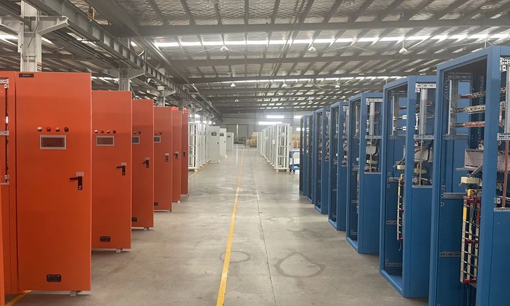 城地云臨港智能科技產(chǎn)業(yè)園一期機(jī)電設(shè)備廠驗